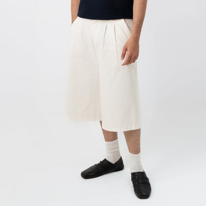 Giant Pleated short