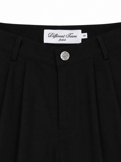 BLACK PLEATED PANTS