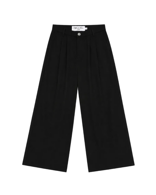 BLACK PLEATED PANTS
